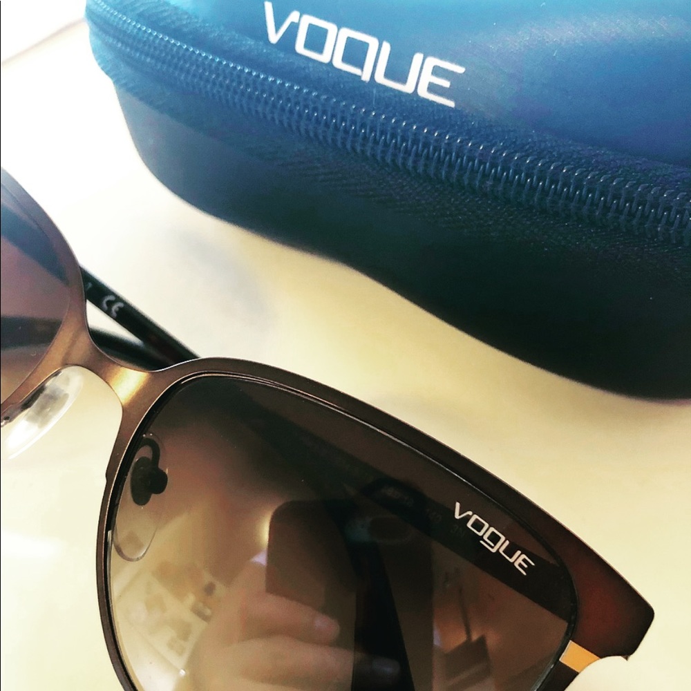 🕶Vogue Sunglasses🕶